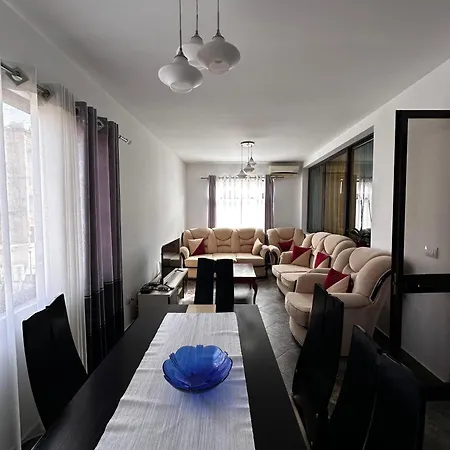 Apartman Elezi Centre 3